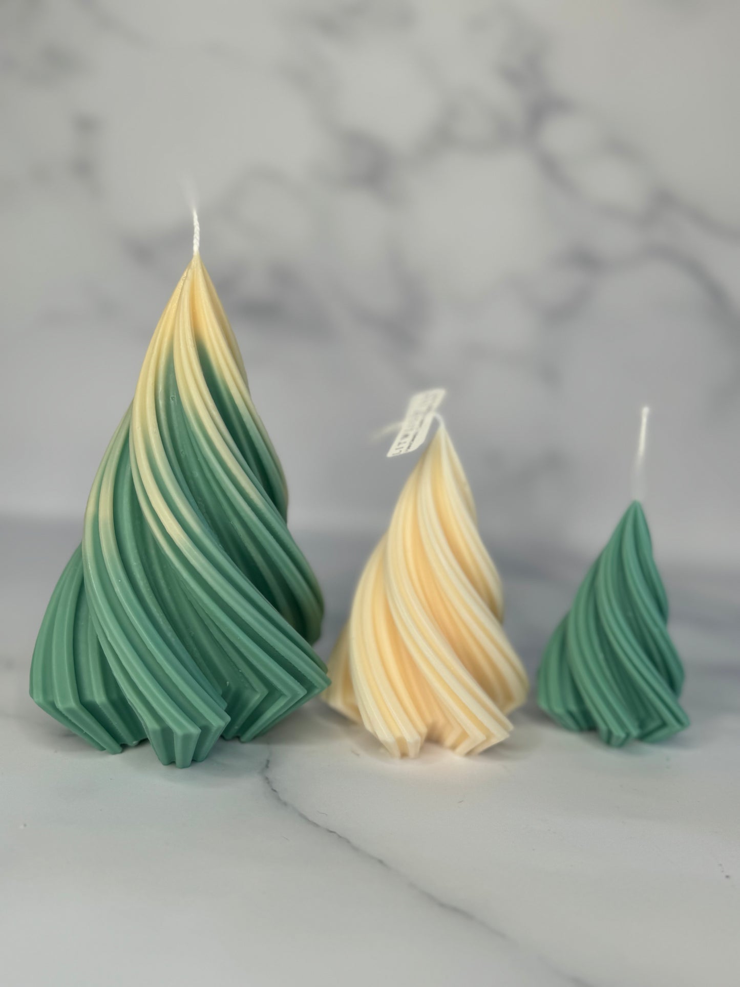 Christmas Twirl Tree Candle